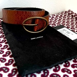 AUTHENTIC NEW WITH TAGS YSL BELT


GIGLIO VEG. MONOGRAMME NATURAL DK